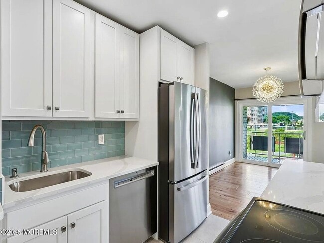 Building Photo - 1111 River Rd