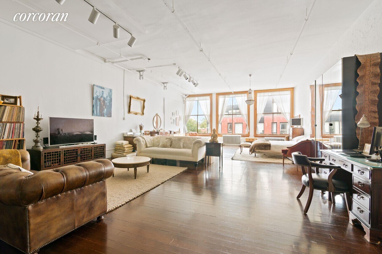 Foto principal - 705 Driggs Ave