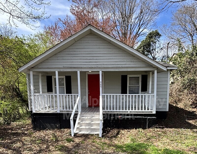 Photo - 405 S Oak St