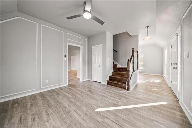 Foto del edificio - 344 Raintree Dr