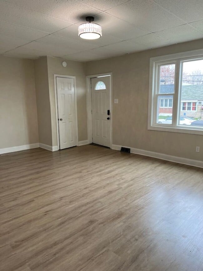 Photo - Renovated 3 Bedroom Row Home Available Now!