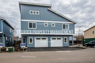 Building Photo - 227 S Woodlawn Rd