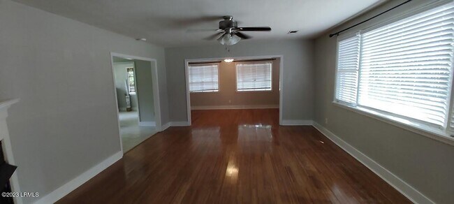 Building Photo - 2723 Waddell Rd