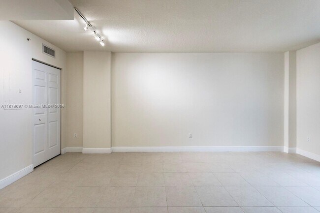 Building Photo - 2350 SW 27th Ave
