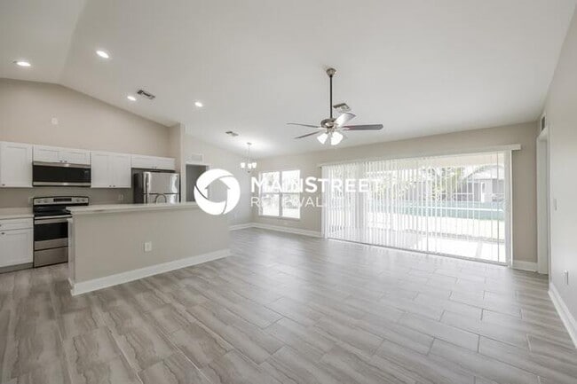 Building Photo - 3 Bedroom Pet-Friendly Home in Cape Coral,...