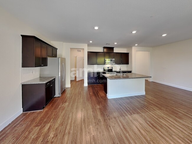 Building Photo - 9289 Baylee Bay Court