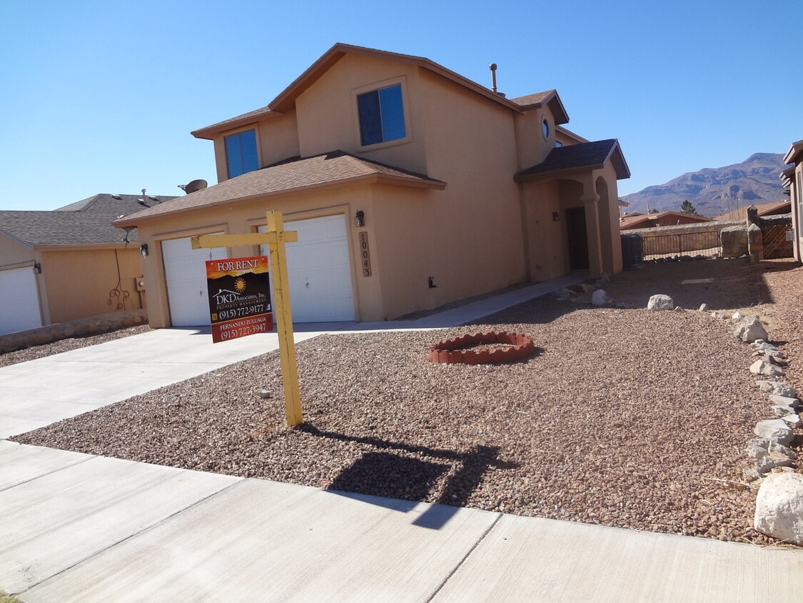 Primary Photo - 10043 Paloma Dr