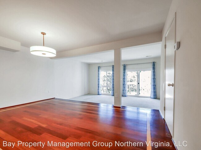 Building Photo - 3 br, 2.5 bath House - 7900 Bentley Villag...