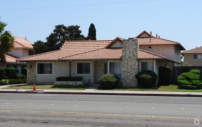 Building Photo - 16692 Goldenwest St