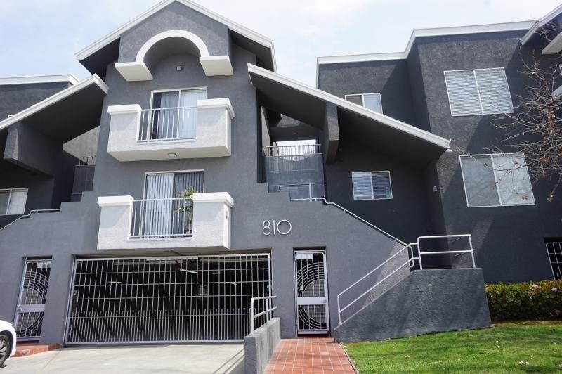 810 Crenshaw Blvd, Los Angeles, CA 90005 Room for Rent in Los Angeles