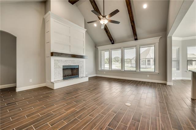 Foto del edificio - 8240 Scharmel Ln
