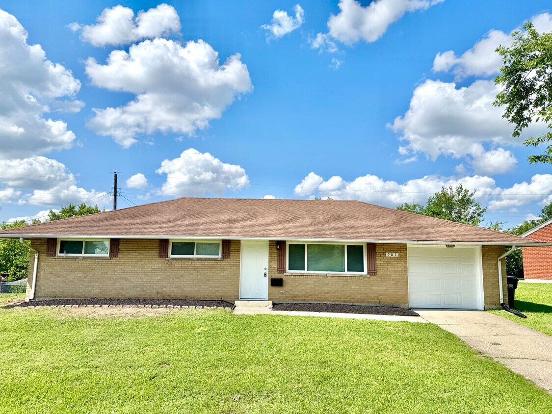 Primary Photo - 501 Orangewood Dr