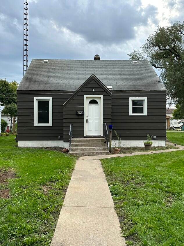 874 N 9th Ave, Kankakee, IL 60901 House Rental in Kankakee, IL