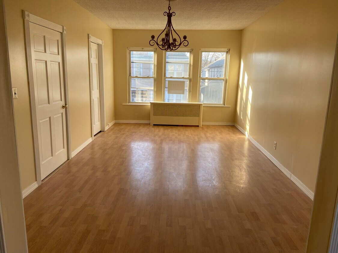 Primary Photo - 1349 Fremont Pl