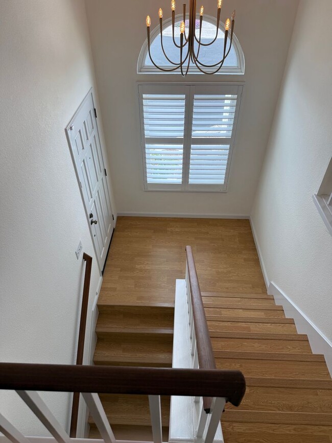 Building Photo - Alameda's most sought after gated communit...