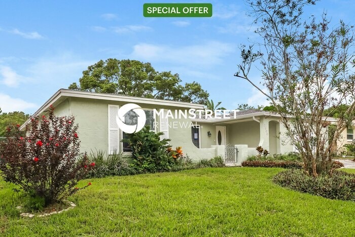 Foto principal - 3 Bedroom Pet-Friendly Home in Port Richey...
