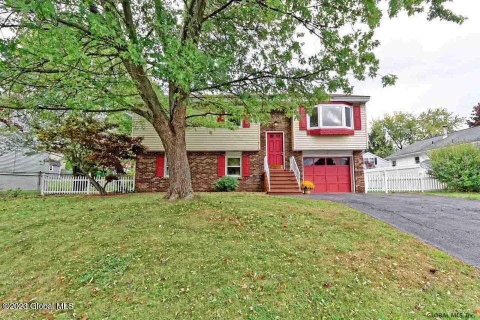 1 Abby Rd, Latham, NY 12110 House Rental in Latham, NY