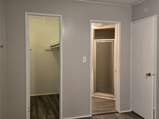 Foto del edificio - 111 48th Ave W