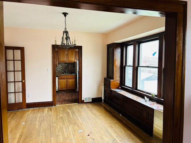 Foto del edificio - 1628 Grace Ave