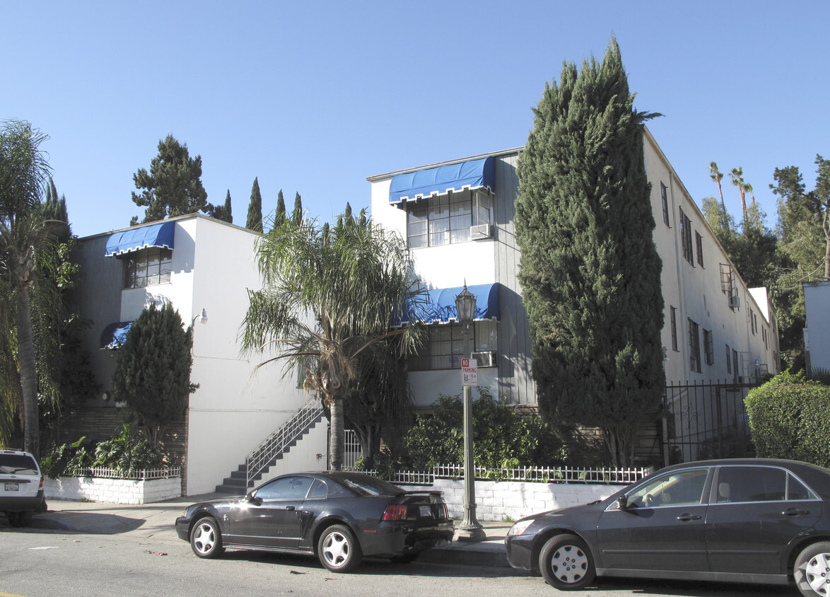 Building Photo - 1961 Argyle Ave