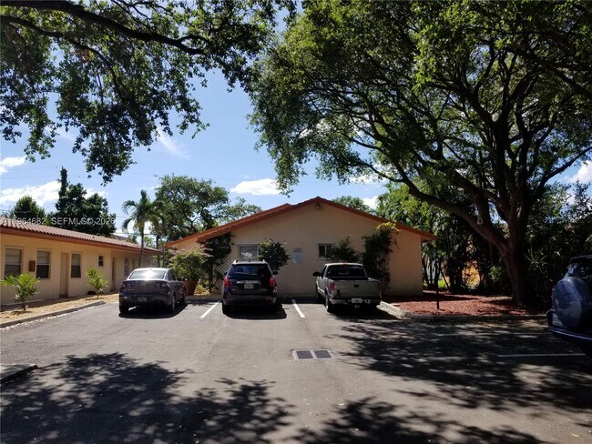 Foto del edificio - 2308 Monroe St