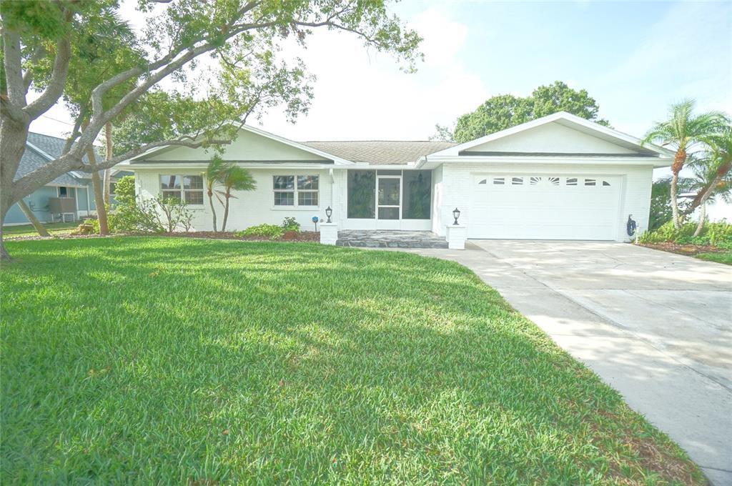Primary Photo - 705 Spanish Main Dr