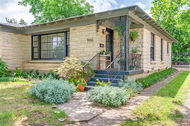 Foto principal - 1906 Newport Ave