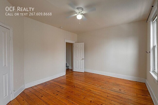 Building Photo - 416 Saunders Ave
