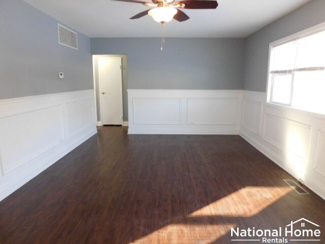 Building Photo - 359 Blackhawk Dr
