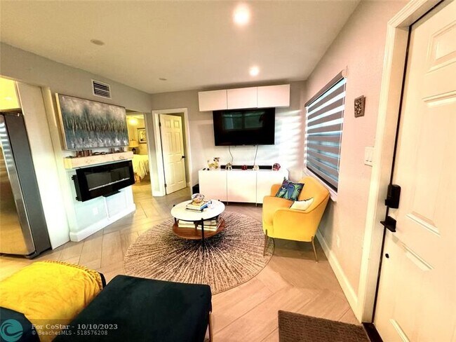 Foto del edificio - 101 NE 47th Ct
