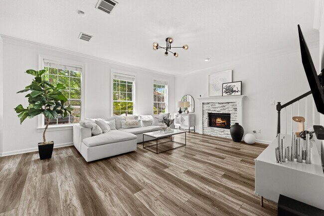 Foto del edificio - 7016 Bending Oak Rd