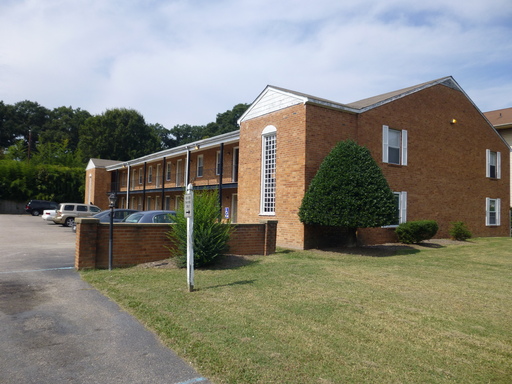 Primary Photo - 3910 Chamberlayne Ave