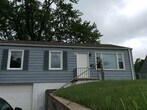 Modern remodel! Cozy 3 Bedroom Home Acros... - Modern remodel!  Cozy 3 Bedroom Home Acros...