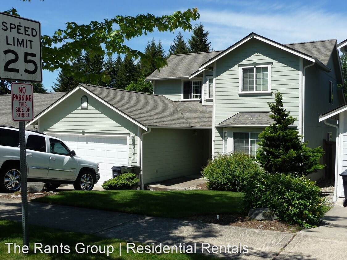 Primary Photo - 4 br, 2 bath House - 3724 30th Ave SE