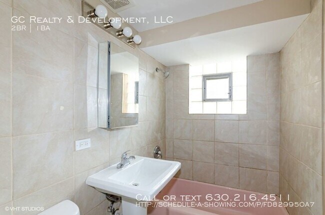 Foto del edificio - 18429 Torrence Ave