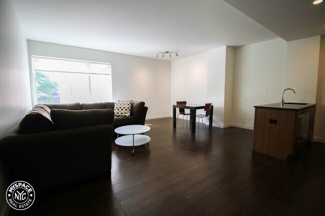 Building Photo - 1209 Dekalb Ave