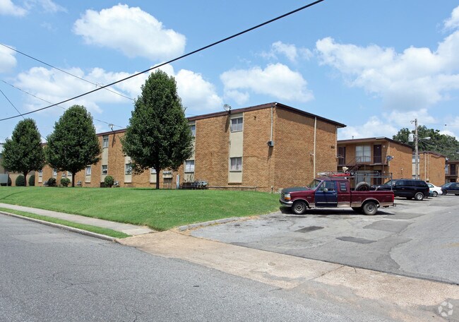 Macon Pointe Apartaments - Macon Crossing Apartments