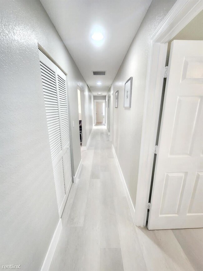 Foto del edificio - 4 br, 2 bath House - 526 Southridge Rd