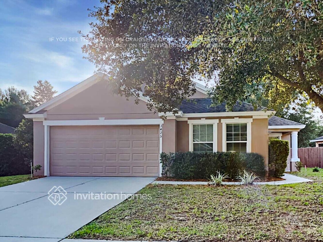 Foto principal - 3425 Heath Dr