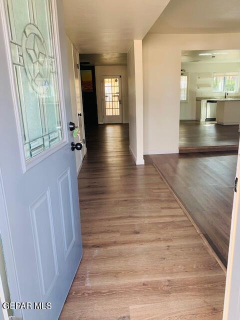 Foto del edificio - 4504 Aries Dr