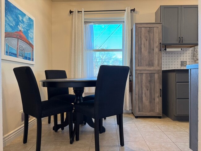 Photo - 1511 S Jackson St House