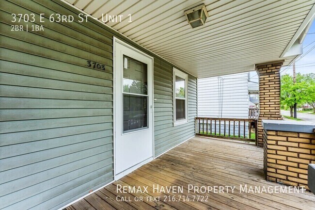 Foto del edificio - 3703 E 63rd St