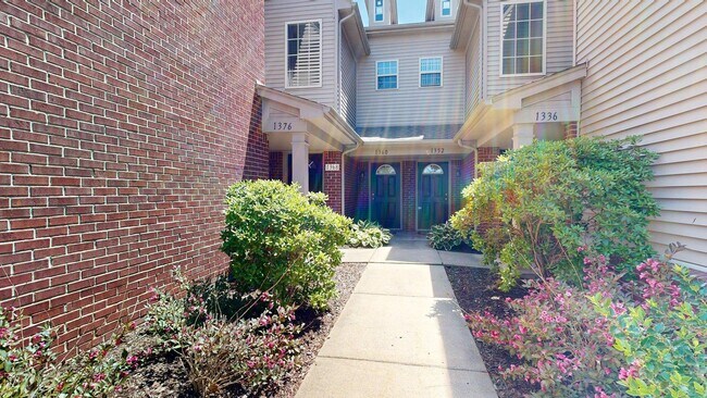 Foto del edificio - 1376 Addington Ln