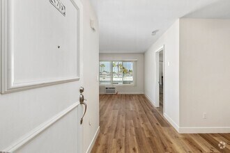 Building Photo - 4860 Rolando Ct