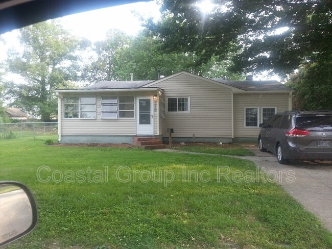 Building Photo - 4733 Adler Ave