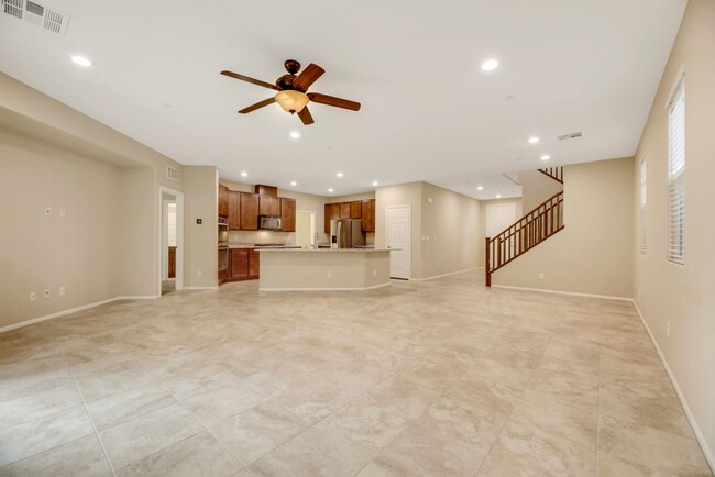Building Photo - Gorgeous Inspirada home