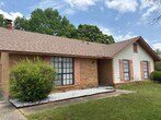 Foto principal - 5765 Hyde Park Dr