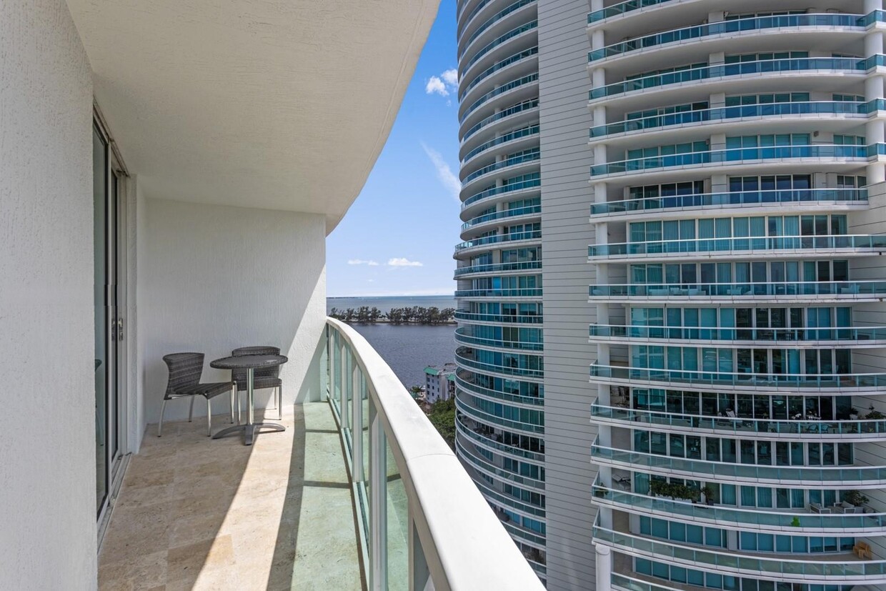 Foto principal - 2101 Brickell Ave