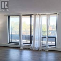 Photo principale - 2929 Aquitaine Ave