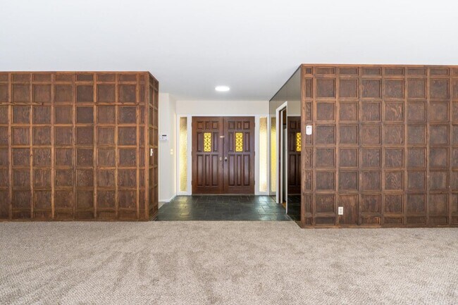 Foto del edificio - 800 Oddstad Blvd